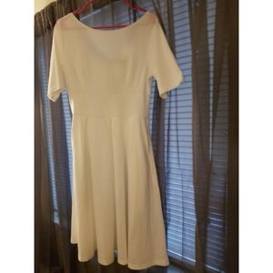 *NWT* white 3/4 sleeve dress